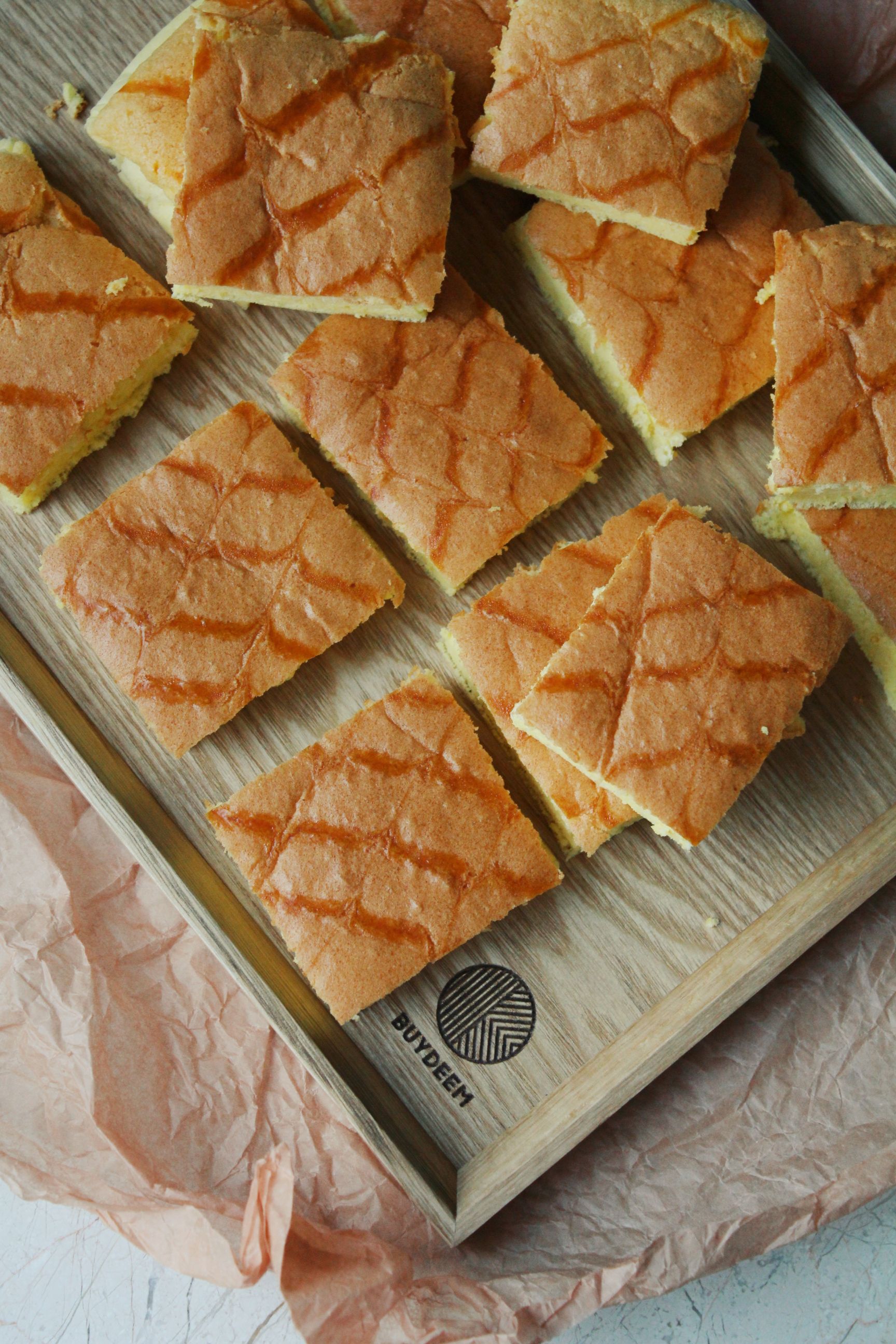 Golden cake by Kexin